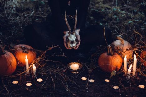 Halloween facts. Image credit: Pixabay