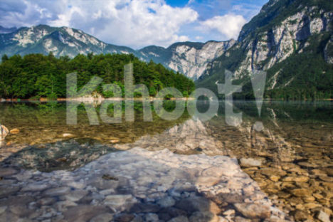 Science collection. Image credits: https://pixabay.com/en/lake-bohinj-slovenia-bohinj-lake-3051961/ CC0
