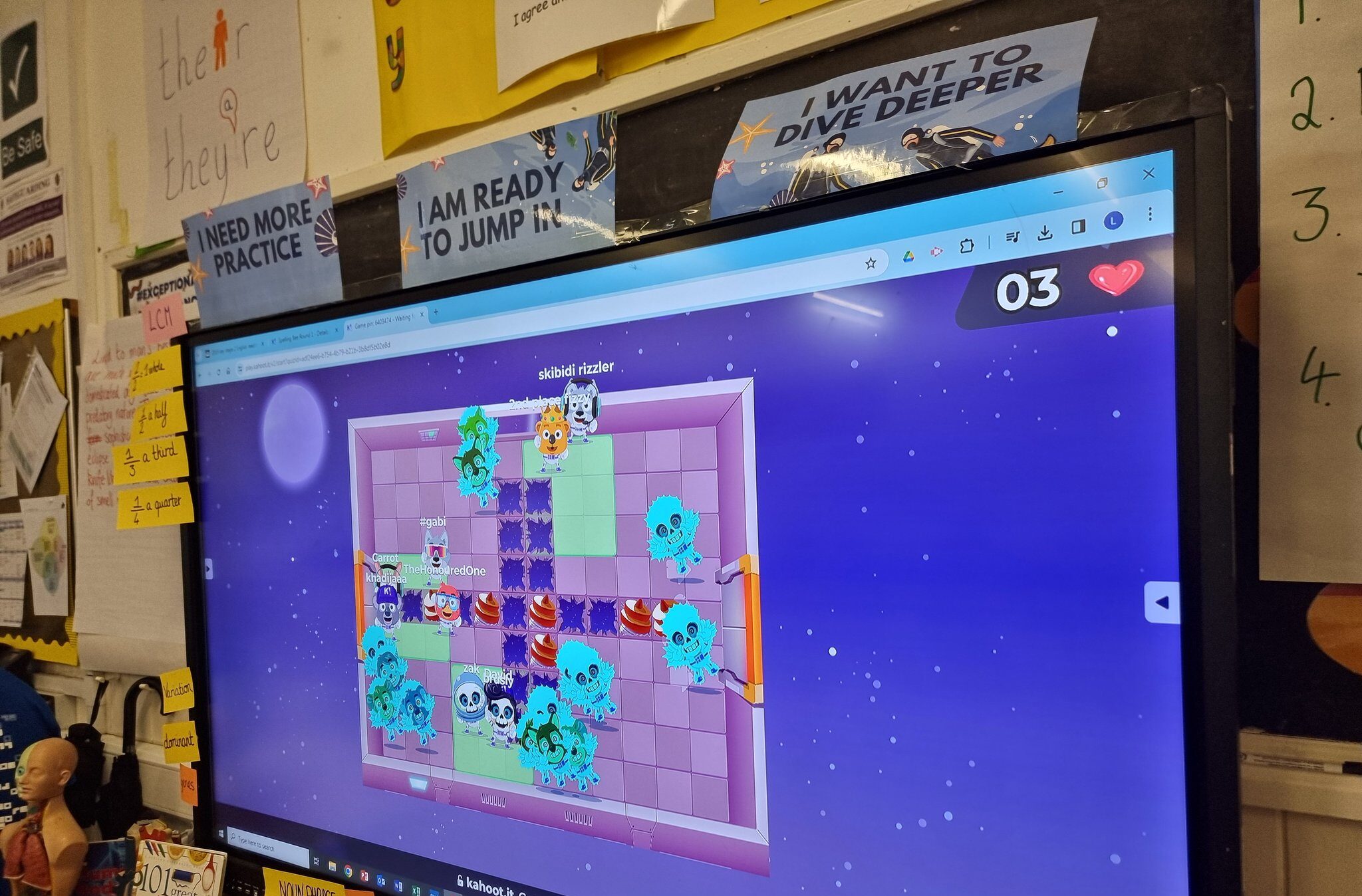 Kahoot! | Teacher Takeover: All new Robot Run game mode experience